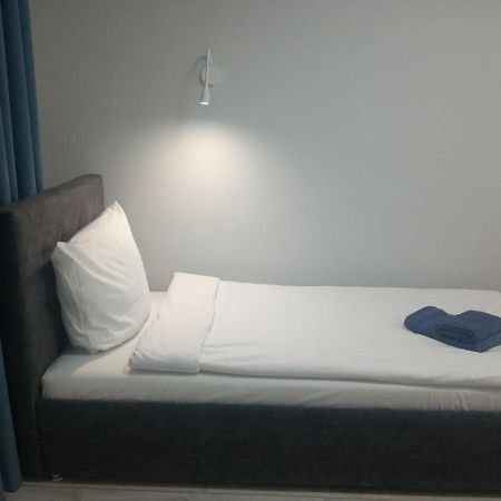 Apartament Yescity! Uzhhorod Ngoại thất bức ảnh