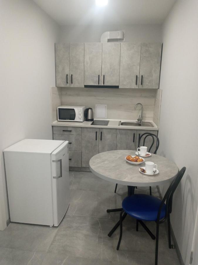 Apartament Yescity! Uzhhorod Ngoại thất bức ảnh